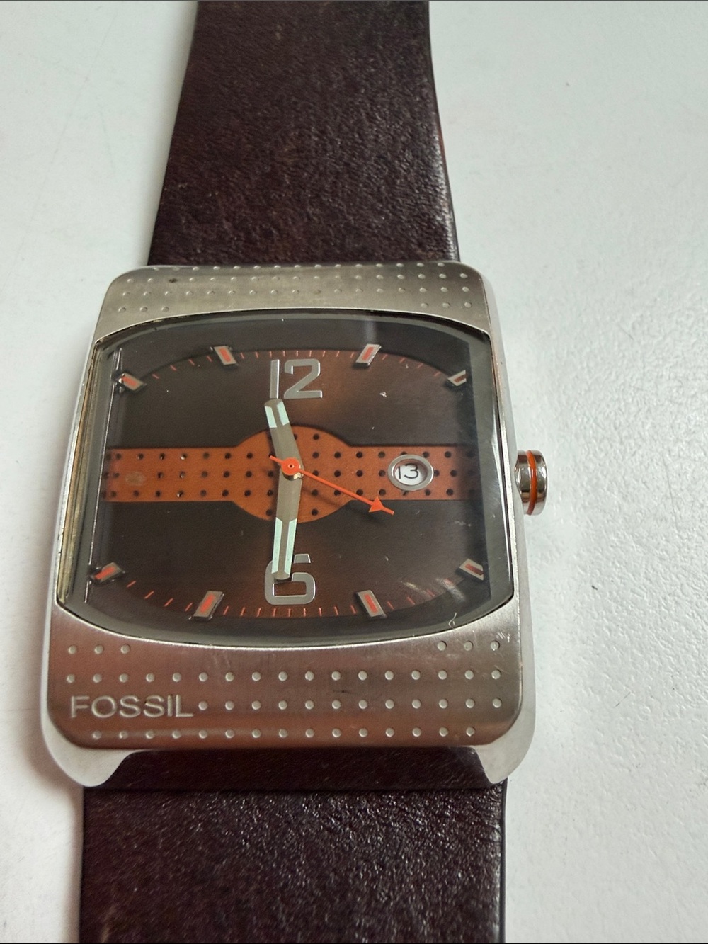 Fossil BrownJR9389 Leather Strap Watch with Orange Accents needs battery - Picture 6 of 7